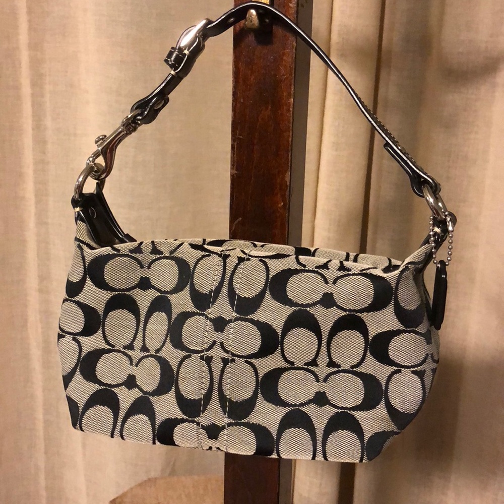 Coach black pocketbook